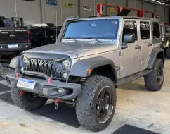 JEEP WRANGLER 3.6 UNLIMITED SPORT 4X4 V6 GASOLINA 4P AUTOMÁTICO JEEP WRANGLER 3.6 UNLIMITED SPORT 4X4 V6 GASOLINA 4P AUTOMÁTICO
