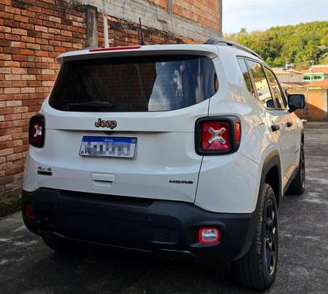 JEEP-RENEGADE-2021