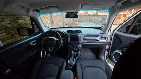 JEEP-RENEGADE-2021