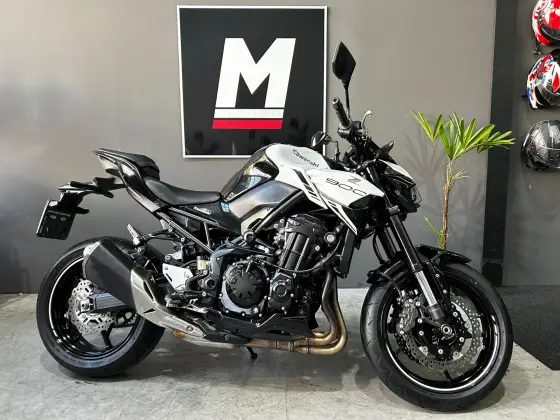 KAWASAKI Z900 