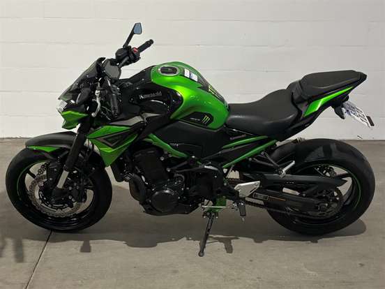 KAWASAKI-Z900 KAWASAKI-Z900-2022