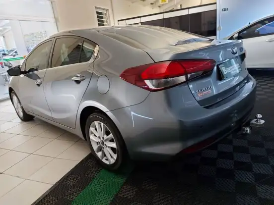 KIA-CERATO-1.6 SX 16V FLEX 4P AUTOMÁTICO KIA-CERATO-2016