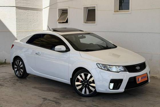 KIA CERATO 2.0 KOUP 16V GASOLINA 2P AUTOMÁTICO