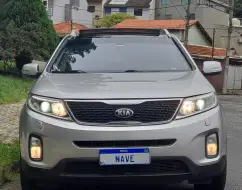 KIA SORENTO 3.5 V6 GASOLINA EX 7L 4WD AUTOMÁTICO KIA SORENTO 3.5 V6 GASOLINA EX 7L 4WD AUTOMÁTICO