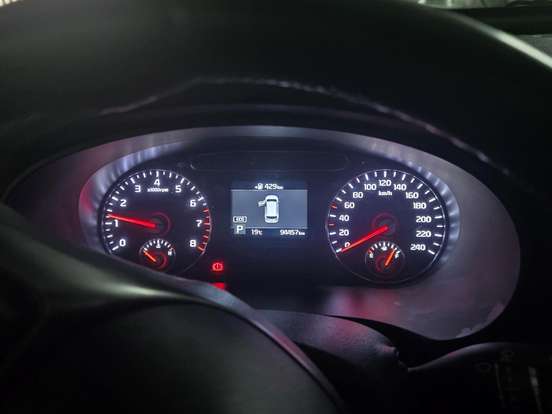 KIA-SORENTO-2.4 16V GASOLINA EX 7L AUTOMÁTICO KIA-SORENTO-2018