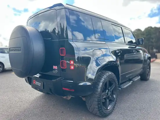 LAND ROVER-DEFENDER-2.0 P300 GASOLINA 110 SE AWD AUTOMÁTICO LAND ROVER-DEFENDER-2020