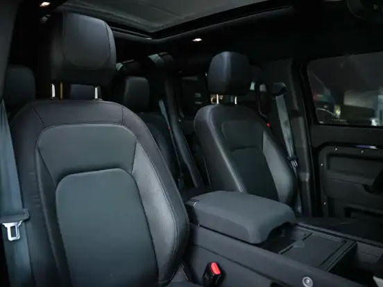 LAND ROVER-DEFENDER-3.0 D300 TURBO DIESEL MHEV 110 X-DYNAMIC SE AWD AUTOMÁTICO LAND ROVER-DEFENDER-2023