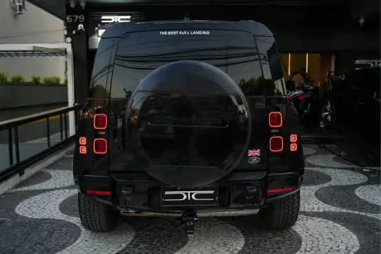 LAND ROVER-DEFENDER-2023