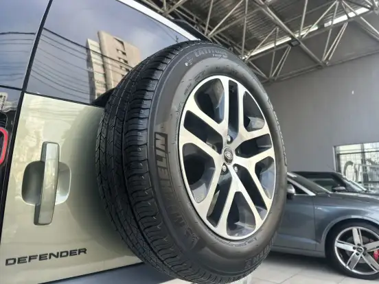 LAND ROVER-DEFENDER-2023