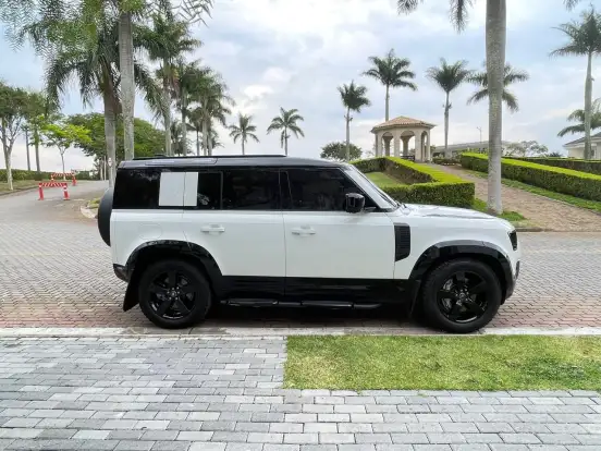 LAND ROVER-DEFENDER-2024