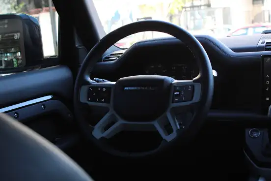 LAND ROVER-DEFENDER-2025