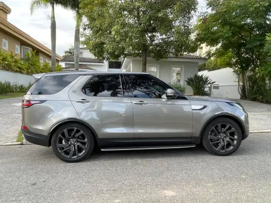 LAND ROVER-DISCOVERY-3.0 V6 TD6 DIESEL HSE 4WD AUTOMÁTICO LAND ROVER-DISCOVERY-2019