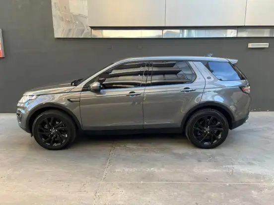 LAND ROVER-DISCOVERY SPORT-2.0 16V TD4 TURBO DIESEL SE 4P AUTOMÁTICO LAND ROVER-DISCOVERY SPORT-2017