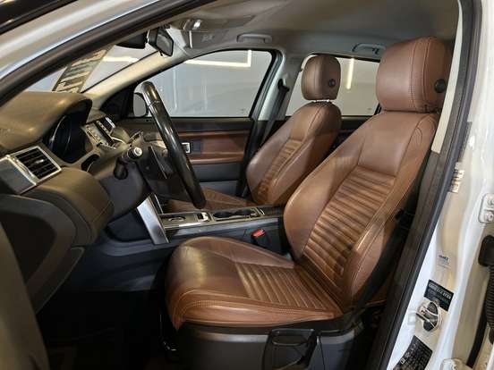 LAND ROVER-DISCOVERY SPORT-2015