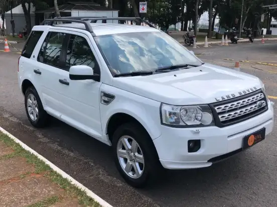 LAND ROVER-FREELANDER-3.2 SE 6 CILINDROS 24V GASOLINA 4P AUTOMÁTICO LAND ROVER-FREELANDER-2010