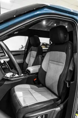 LAND ROVER-RANGE ROVER EVOQUE-2.0 P250 FLEX AUTOBIOGRAPHY AWD AUTOMÁTICO LAND ROVER-RANGE ROVER EVOQUE-2025