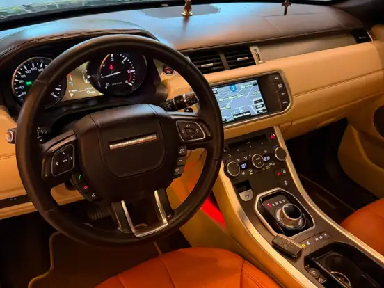 LAND ROVER-RANGE ROVER EVOQUE-2.2 SDA PRESTIGE TECH 4X4 16V DIESEL 4P AUTOMÁTICO LAND ROVER-RANGE ROVER EVOQUE-2014