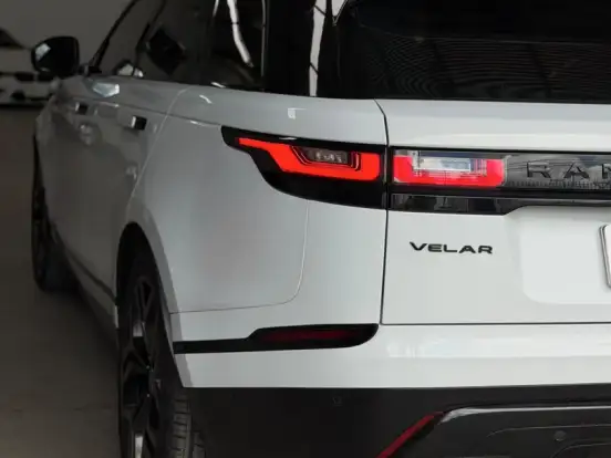 LAND ROVER-RANGE ROVER VELAR-2.0 P300 GASOLINA R-DYNAMIC SE AUTOMÁTICO LAND ROVER-RANGE ROVER VELAR-2020