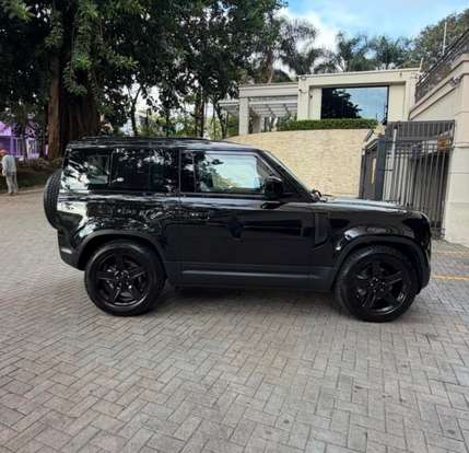LAND ROVER-DEFENDER-2021