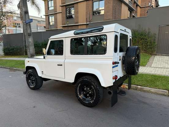 LAND ROVER-DEFENDER-2.5 90 CSW 4X4 TURBO INTERCOOLER DIESEL 2P MANUAL LAND ROVER-DEFENDER-2000