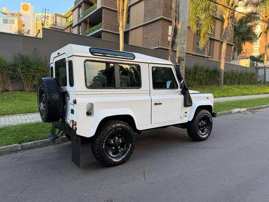 LAND ROVER-DEFENDER-2000