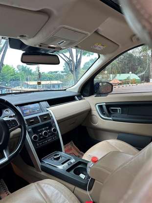 LAND ROVER-DISCOVERY SPORT-2017