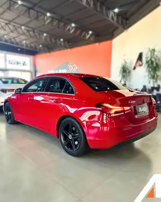MERCEDES-BENZ-A 200-2019