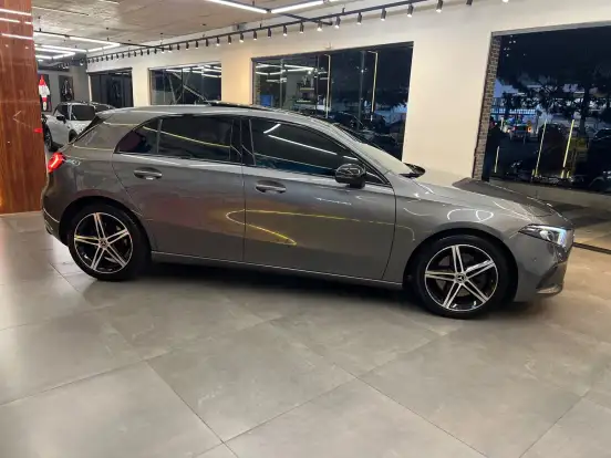 MERCEDES-BENZ-A 250-2019
