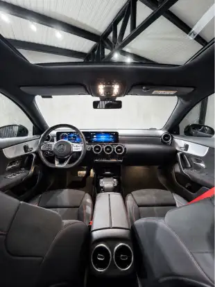 MERCEDES-BENZ-A 35 AMG-2020