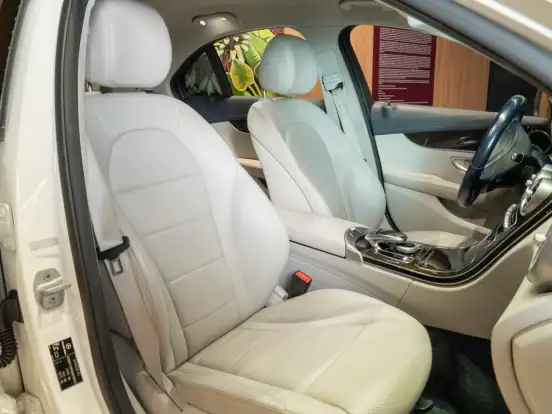 MERCEDES-BENZ-C 180-2016