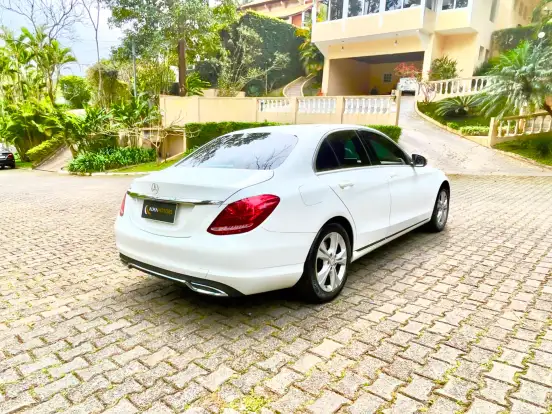 MERCEDES-BENZ-C 180-2017