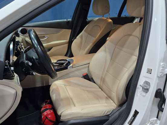 MERCEDES-BENZ-C 200-2.0 CGI AVANTGARDE 16V GASOLINA 4P AUTOMÁTICO MERCEDES-BENZ-C 200-2015