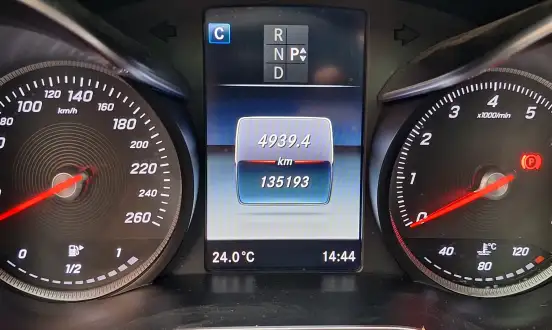 MERCEDES-BENZ-C 250-2016