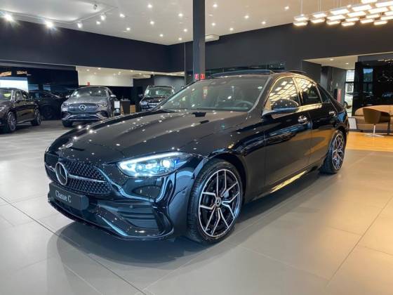 MERCEDES-BENZ C 300 2.0 EQ BOOST HÍBRIDO AMG LINE 9G-TRONIC