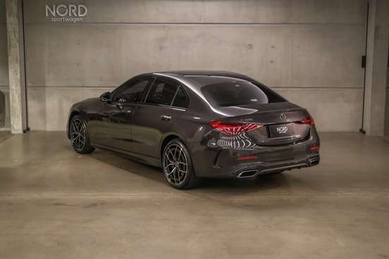 MERCEDES-BENZ-C 300-2025