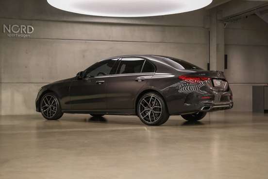 MERCEDES-BENZ-C 300-2025