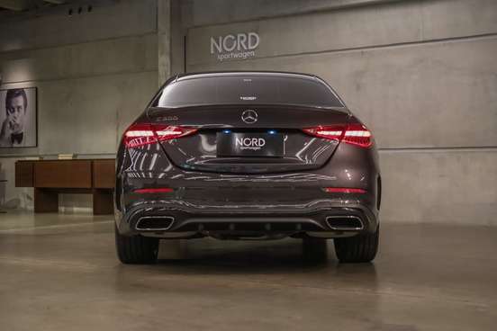 MERCEDES-BENZ-C 300-2025