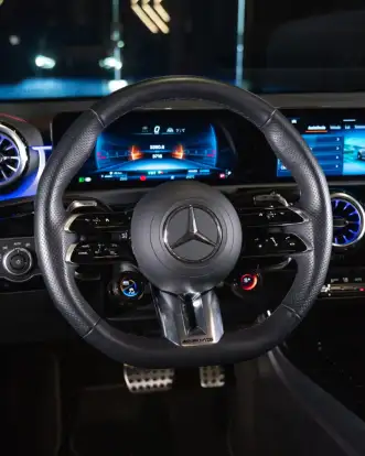 MERCEDES-BENZ-CLA 35 AMG-2024