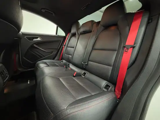 MERCEDES-BENZ-CLA 45 AMG-2.0 16V TURBOCHARGED GASOLINA 4P AUTOMÁTICO MERCEDES-BENZ-CLA 45 AMG-2015