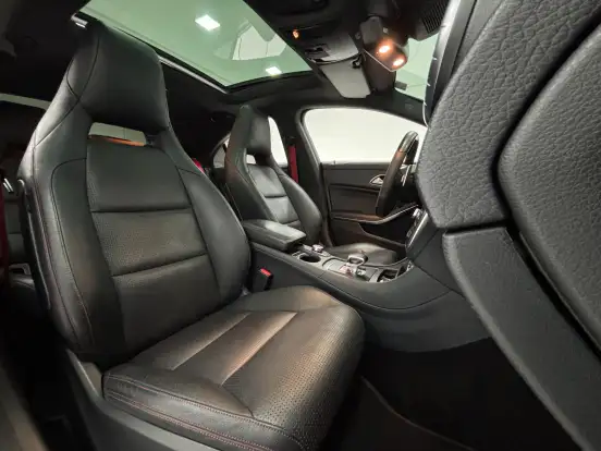 MERCEDES-BENZ-CLA 45 AMG-2.0 16V TURBOCHARGED GASOLINA 4P AUTOMÁTICO MERCEDES-BENZ-CLA 45 AMG-2015
