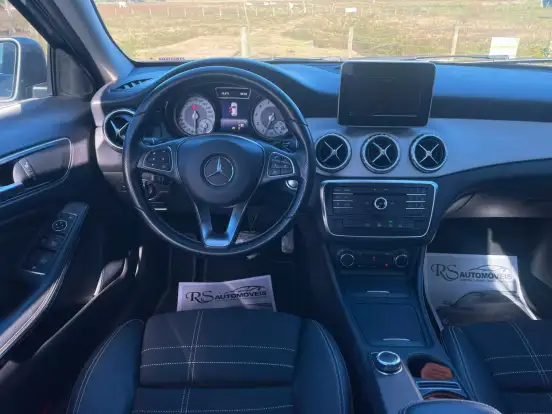 MERCEDES-BENZ-GLA 200-1.6 CGI ADVANCE 16V TURBO FLEX 4P AUTOMÁTICO MERCEDES-BENZ-GLA 200-2017