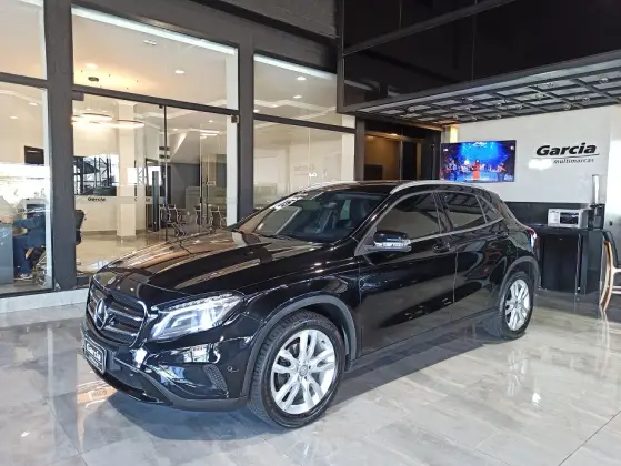 MERCEDES-BENZ GLA 200 1.6 CGI ADVANCE 16V TURBO GASOLINA 4P AUTOMÁTICO MERCEDES-BENZ GLA 200 1.6 CGI ADVANCE 16V TURBO GASOLINA 4P AUTOMÁTICO