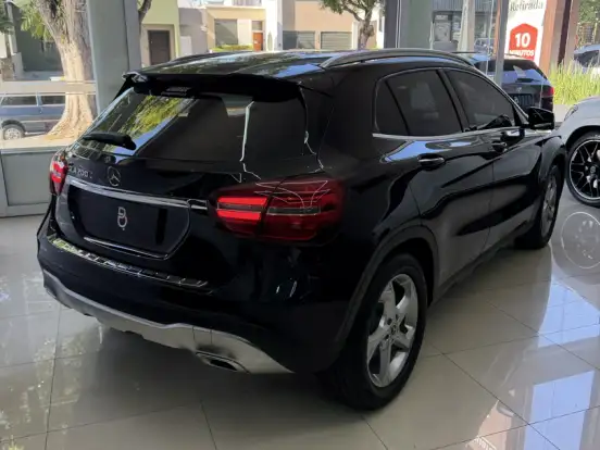 MERCEDES-BENZ-GLA 200-1.6 CGI FLEX ADVANCE 7G-DCT MERCEDES-BENZ-GLA 200-2018