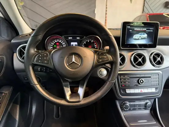 MERCEDES-BENZ-GLA 200-1.6 CGI FLEX ADVANCE 7G-DCT MERCEDES-BENZ-GLA 200-2019