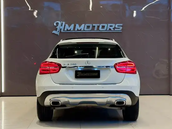 MERCEDES-BENZ-GLA 200-2015