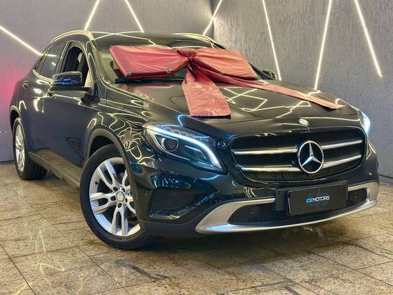 MERCEDES-BENZ GLA 200 1.6 CGI ADVANCE 16V TURBO FLEX 4P AUTOMÁTICO