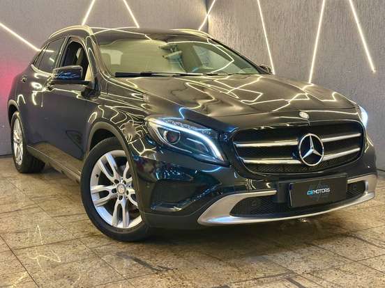 MERCEDES-BENZ-GLA 200-2014