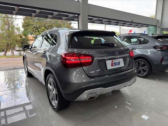 MERCEDES-BENZ-GLA 200-1.6 CGI FLEX ADVANCE 7G-DCT MERCEDES-BENZ-GLA 200-2017
