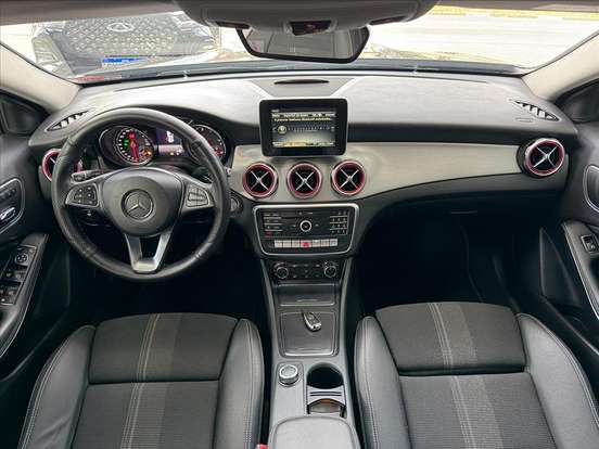 MERCEDES-BENZ-GLA 200-1.6 CGI FLEX ADVANCE 7G-DCT MERCEDES-BENZ-GLA 200-2017