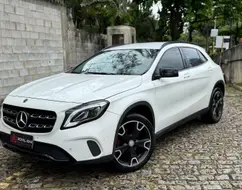 MERCEDES-BENZ GLA 200 1.6 CGI FLEX ADVANCE 7G-DCT MERCEDES-BENZ GLA 200 1.6 CGI FLEX ADVANCE 7G-DCT